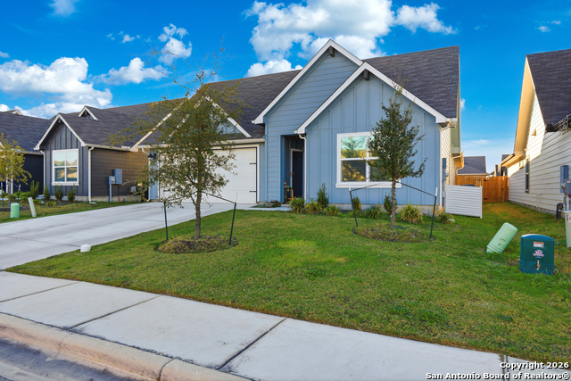 Image 4 of 44 For 404 Signe  