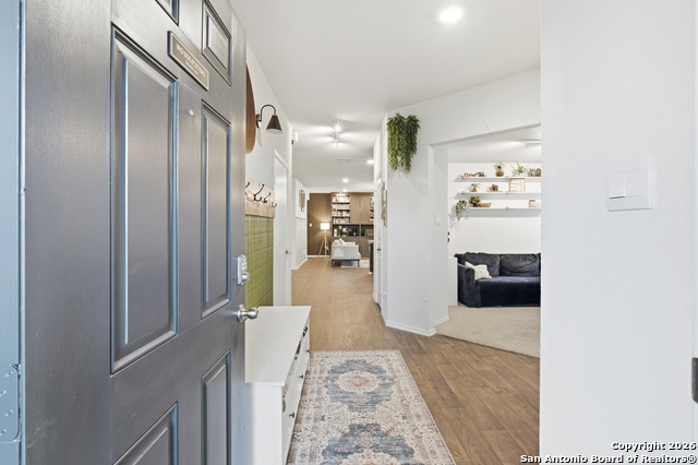 Image 5 of 44 For 404 Signe  