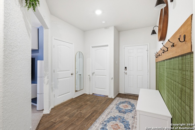 Image 6 of 44 For 404 Signe  