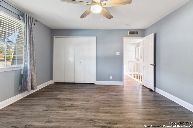 Image 15 of 21 For 3401 Sugarhill Dr.