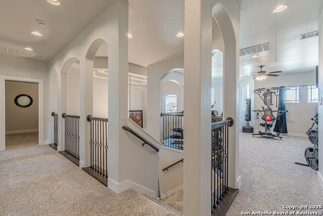 Image 21 of 43 For 2564 Ayers  