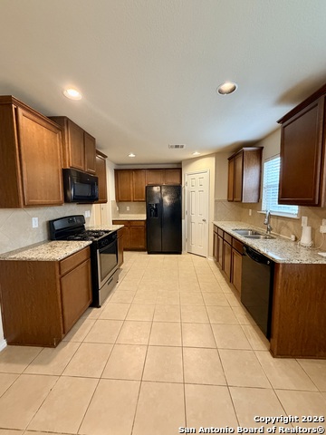 Image 6 of 24 For 741 Clearbrook Ave