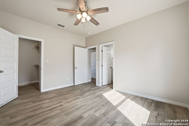 Image 28 of 45 For 700 8th  