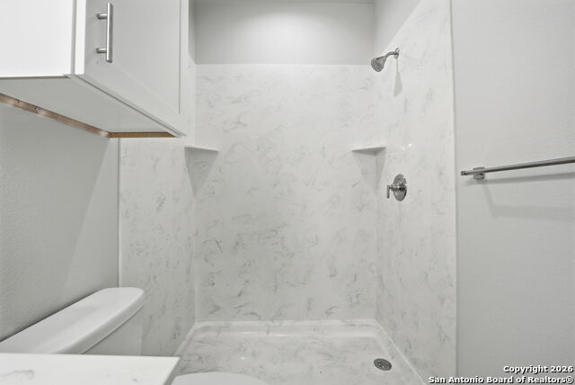 Image 36 of 45 For 700 8th  