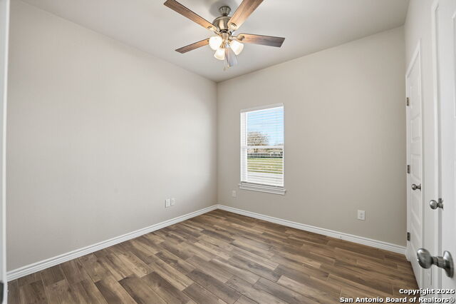 Image 38 of 45 For 700 8th  