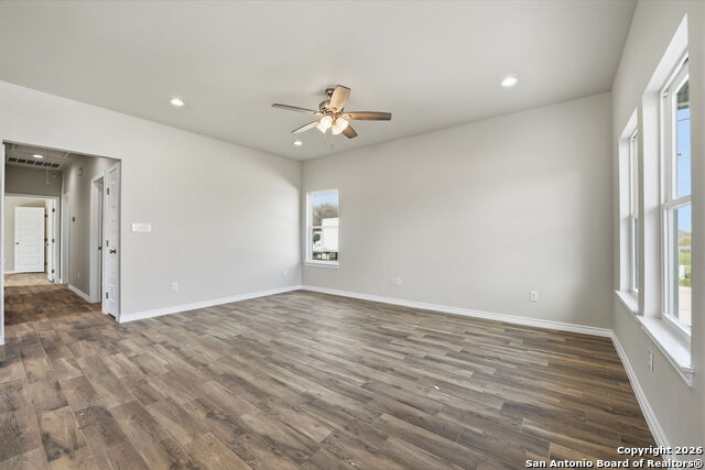 Image 9 of 45 For 700 8th  