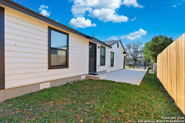 Image 28 of 30 For 6415 Buena Vista