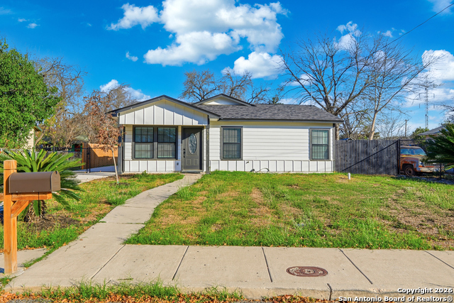 Image 3 of 30 For 6415 Buena Vista