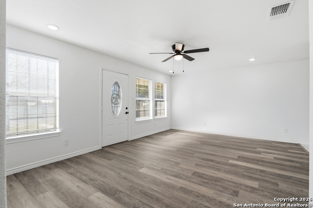 Image 6 of 30 For 6415 Buena Vista