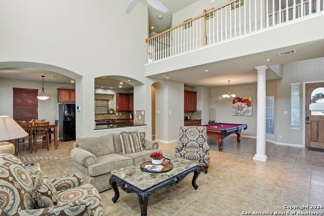 Image 14 of 59 For 242 Sable Falls