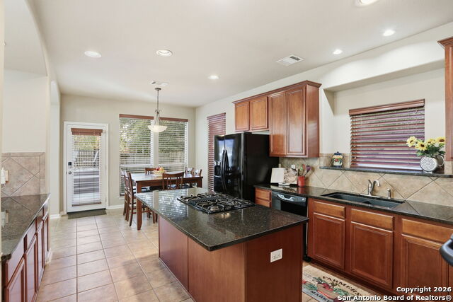 Image 17 of 59 For 242 Sable Falls