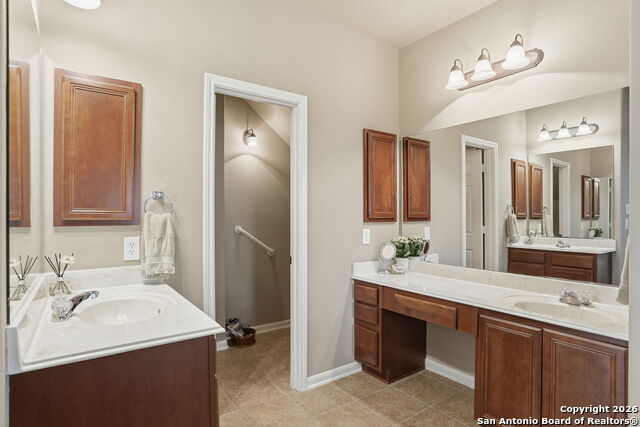 Image 27 of 59 For 242 Sable Falls