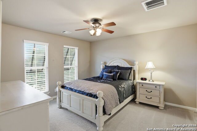 Image 34 of 59 For 242 Sable Falls