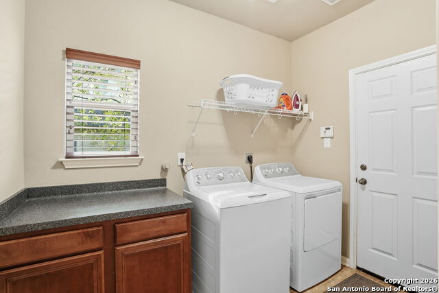 Image 39 of 59 For 242 Sable Falls