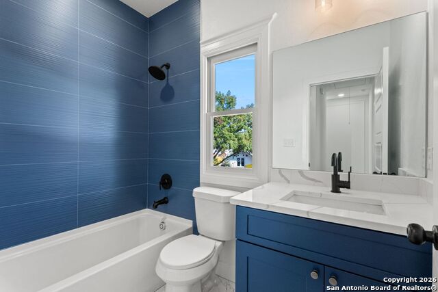 Image 18 of 30 For 510 Stieren St 202