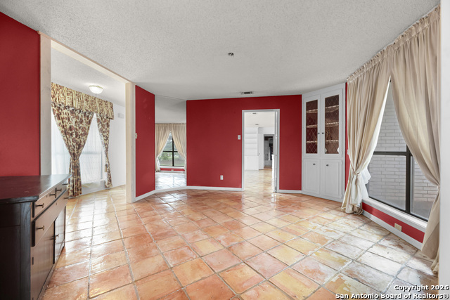 Image 18 of 36 For 609 Rudeloff