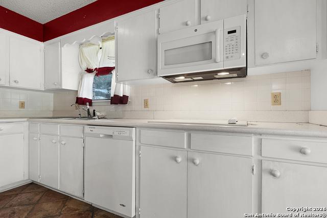 Image 26 of 36 For 609 Rudeloff