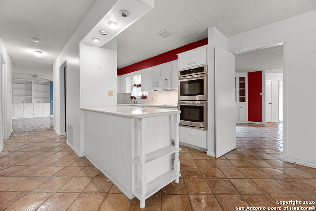 Image 28 of 36 For 609 Rudeloff