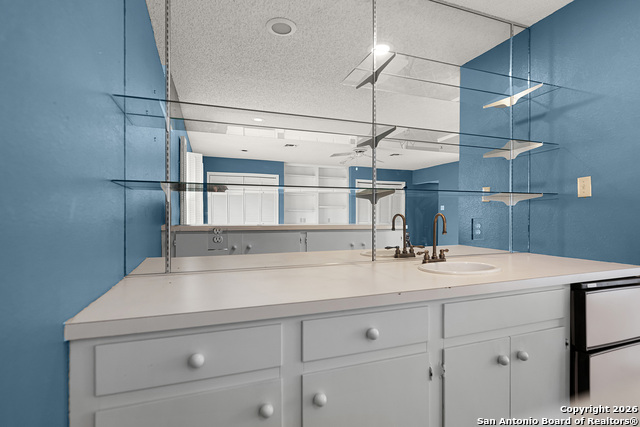 Image 33 of 36 For 609 Rudeloff