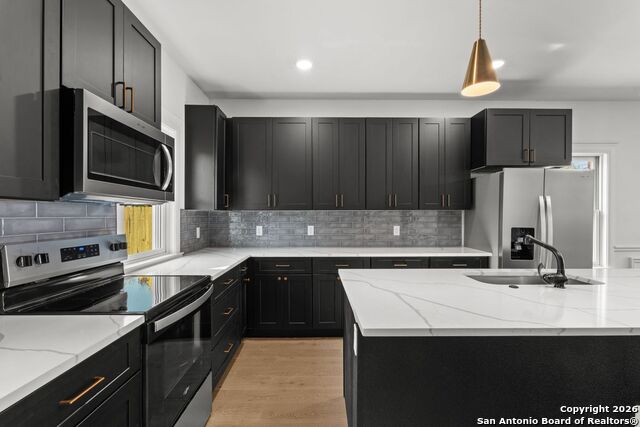 Image 7 of 27 For 510 Stieren St 101