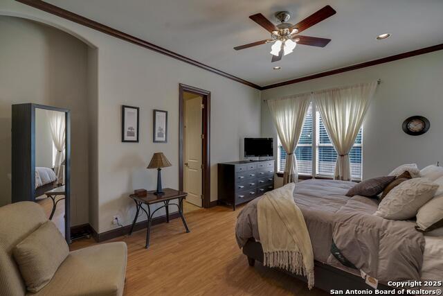 Image 17 of 30 For 1202 Flores S 104