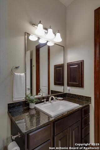 Image 22 of 30 For 1202 Flores S 104