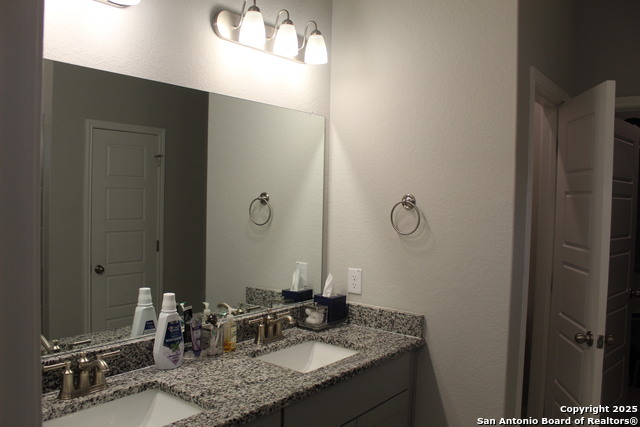 Image 14 of 19 For 6522 Morgan Glen