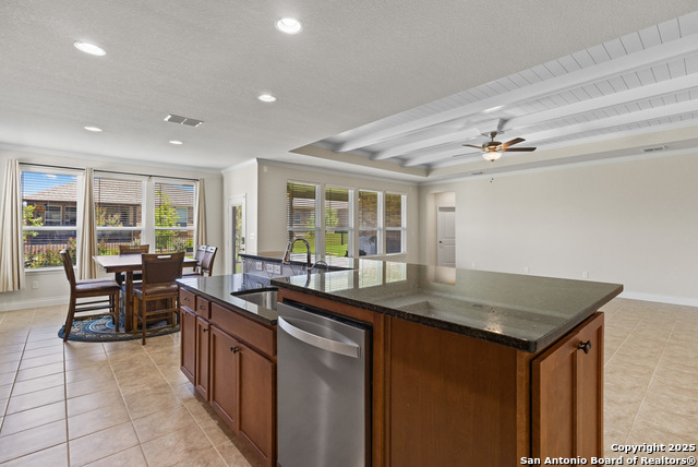 Image 16 of 31 For 13023 Gsl Dr.