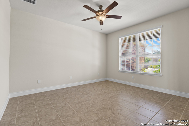 Image 8 of 31 For 13023 Gsl Dr.