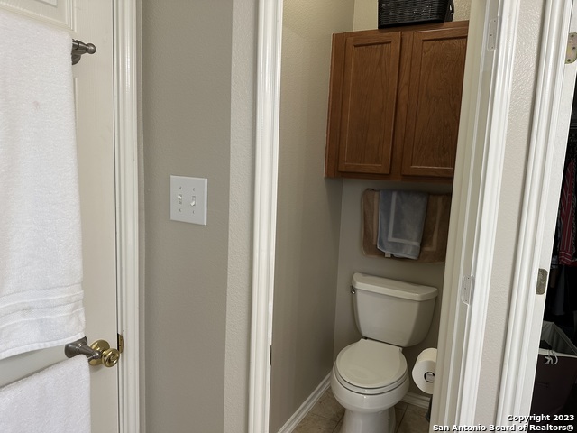 Image 23 of 32 For 142 Blue Sage Ln  6