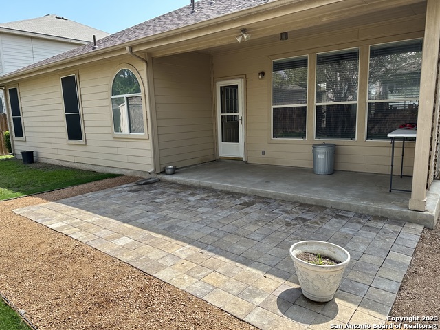 Image 30 of 32 For 142 Blue Sage Ln  6