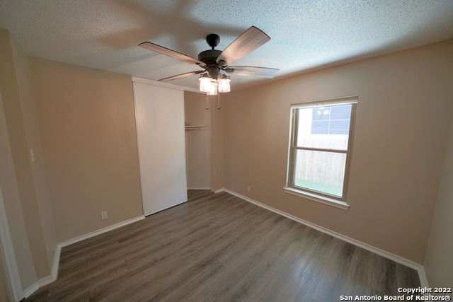 Image 29 of 34 For 6883 Crested Quail