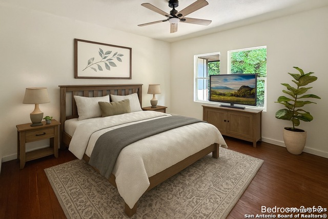 Listing photo id 12 for 419 Huisache W