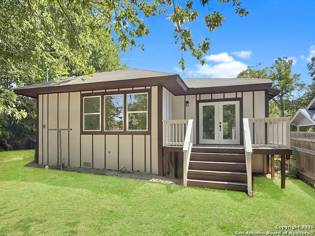 Listing photo id 28 for 419 Huisache W