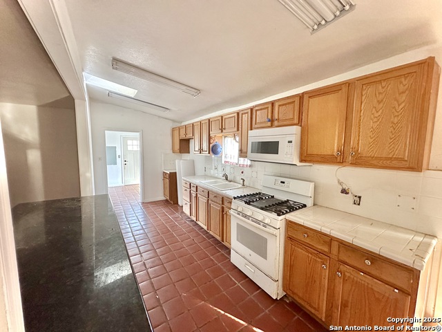 Image 13 of 53 For 2103 Fm 2790