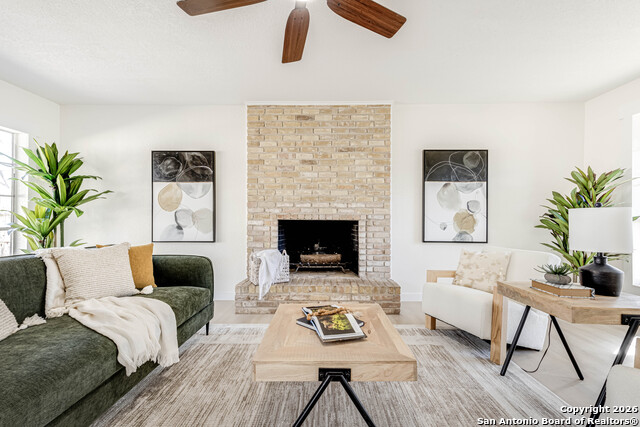 Image 11 of 36 For 2615 Lone Summit St.