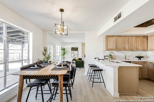 Image 16 of 36 For 2615 Lone Summit St.