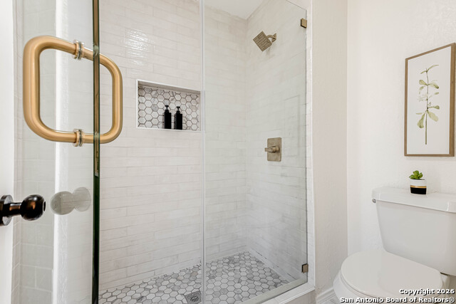 Image 23 of 36 For 2615 Lone Summit St.