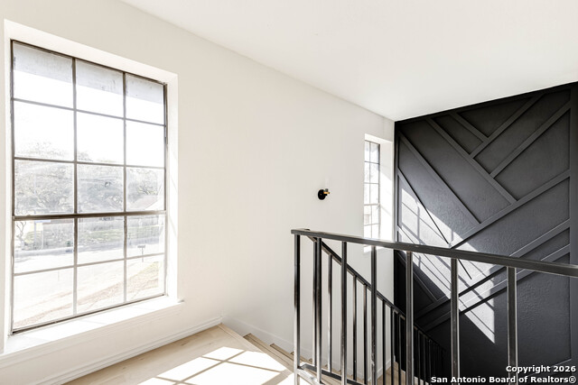 Image 6 of 36 For 2615 Lone Summit St.