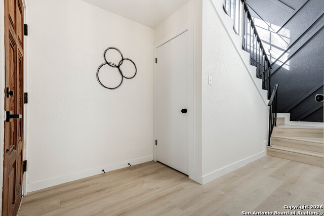 Image 7 of 36 For 2615 Lone Summit St.