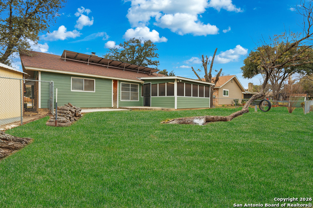 Image 19 of 22 For 4706 Esterbrook