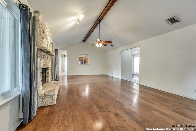 Image 10 of 26 For 13739 Wood Point