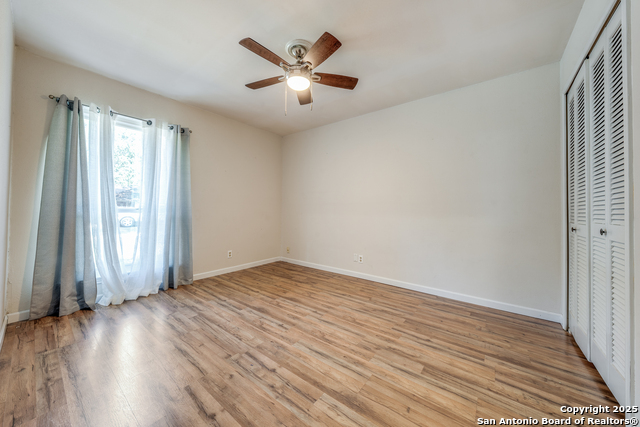 Image 20 of 26 For 13739 Wood Point