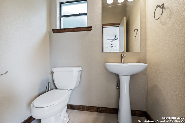 Image 19 of 47 For 72 Mountain Laurel