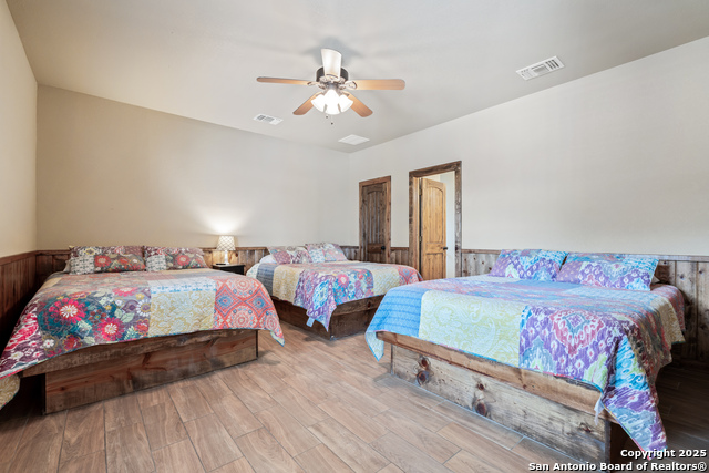 Image 32 of 47 For 72 Mountain Laurel