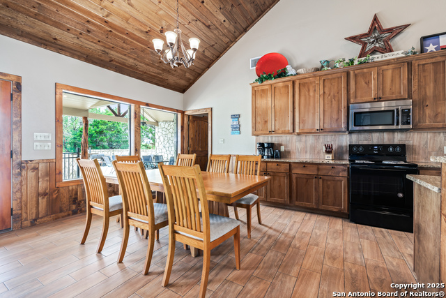 Image 40 of 47 For 72 Mountain Laurel