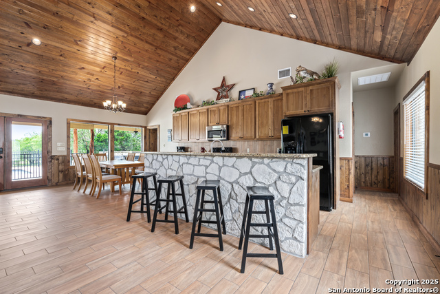 Image 7 of 47 For 72 Mountain Laurel