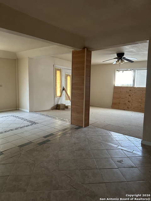 Image 17 of 25 For 423 Burton Ave