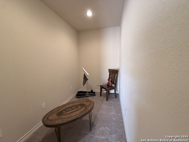 Image 21 of 40 For 25215 Estancia