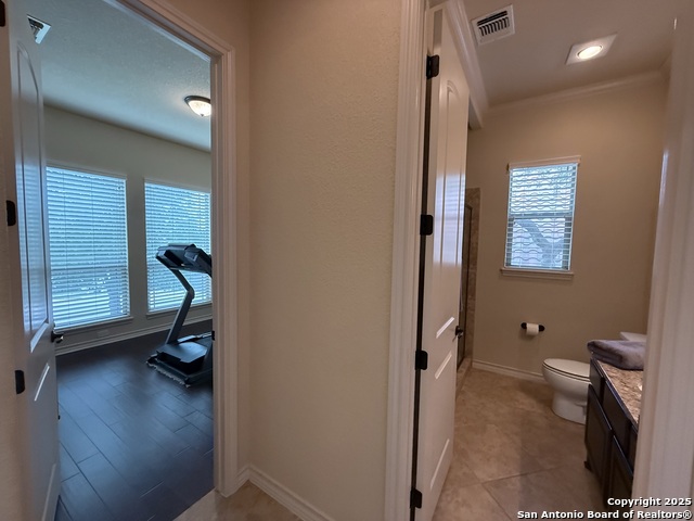 Image 28 of 40 For 25215 Estancia